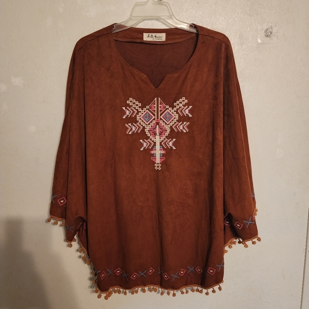 Selfie Couture By Trendology Boho Southwestern Poncho Pom Pom Fringe One Size